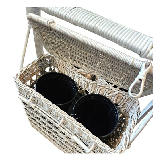 VTG White Wicker Wine Bottle Picnic Basket Organizer Caddy Rattan Cottage‎ - Picture 6 of 12